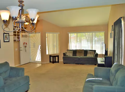 43641 Serenity Ct, Lancaster, CA 93535 photo 5