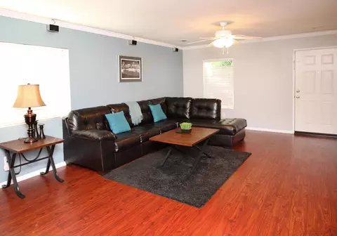 1805 Jenner St E, Lancaster, CA 93535 photo 4