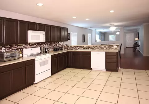 1805 Jenner St E, Lancaster, CA 93535 photo 9