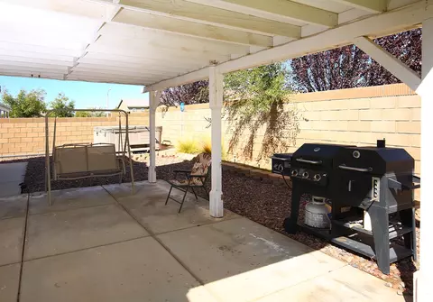 1805 Jenner St E, Lancaster, CA 93535 photo 15