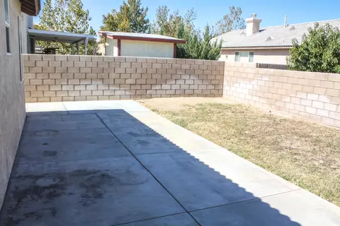 1311 Valiant St, Lancaster, CA 93534 photo 25