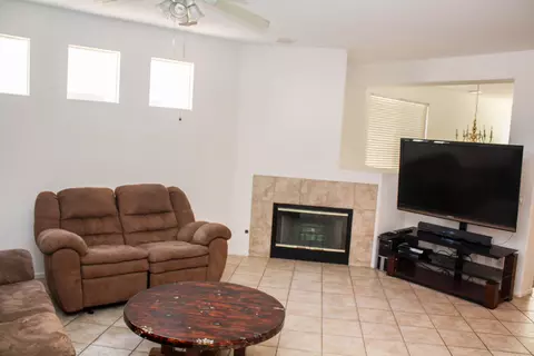 1311 Valiant St, Lancaster, CA 93534 photo 7