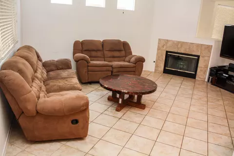 1311 Valiant St, Lancaster, CA 93534 photo 8