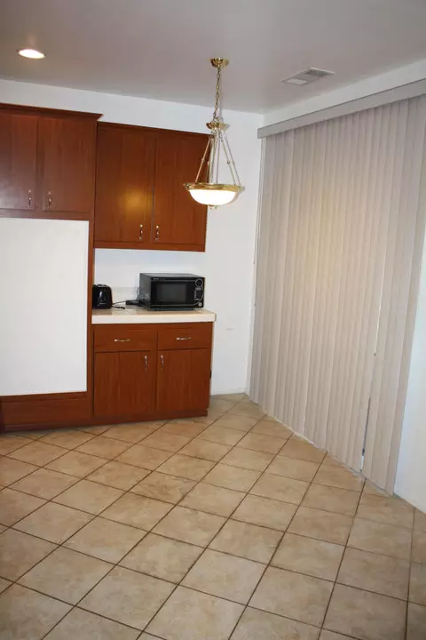 1311 Valiant St, Lancaster, CA 93534 photo 9