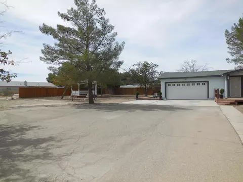44841 45th St E, Lancaster, CA 93535 photo 3