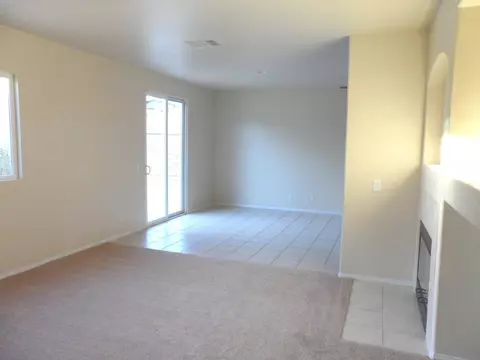 36759 30th St E, Palmdale, CA 93550 photo 9