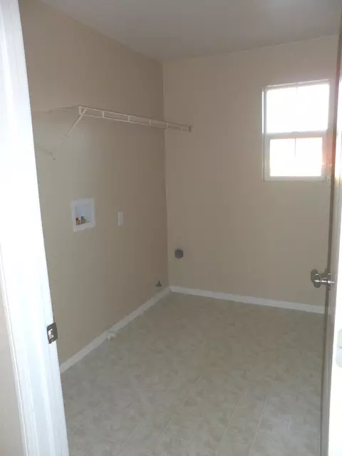 36759 30th St E, Palmdale, CA 93550 photo 21
