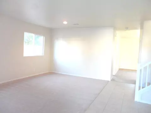 36759 30th St E, Palmdale, CA 93550 photo 5