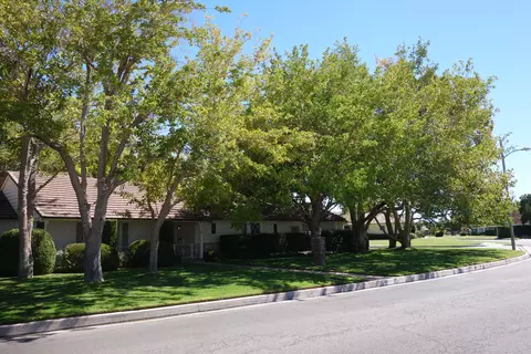 44740 Lowtree Ave, Lancaster, CA 93534 photo 1