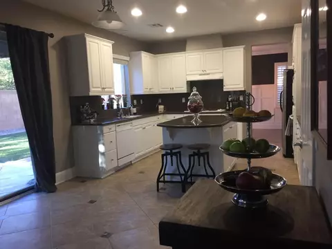 6104 Ryans Pl, Lancaster, CA 93536 photo 14