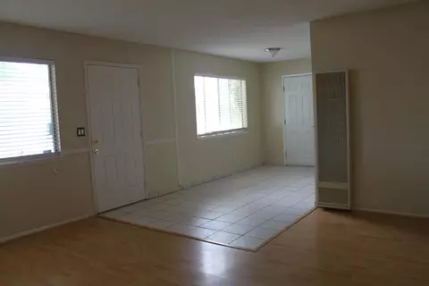37340 Cedrela Ave, Palmdale, CA 93552 photo 2
