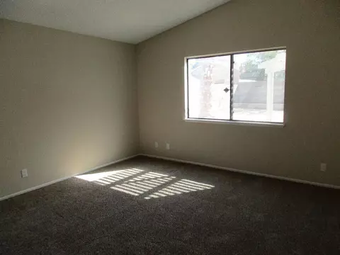 2540 Avenue J2 E, Lancaster, CA 93535 photo 11