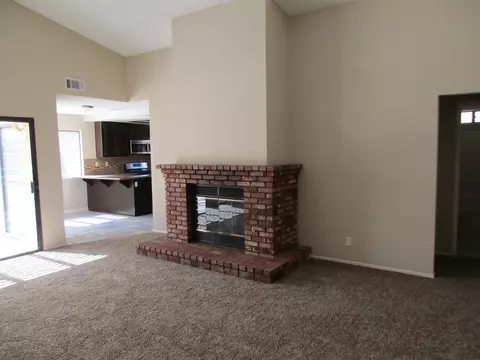 2540 Avenue J2 E, Lancaster, CA 93535 photo 6
