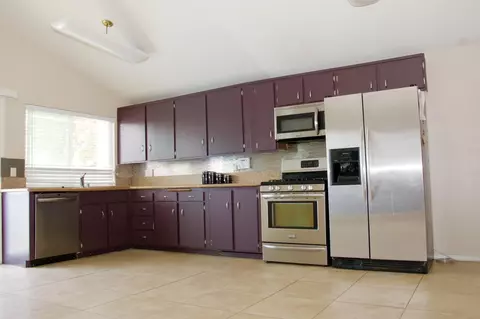 44150 Raysack Ave, Lancaster, CA 93535 photo 2