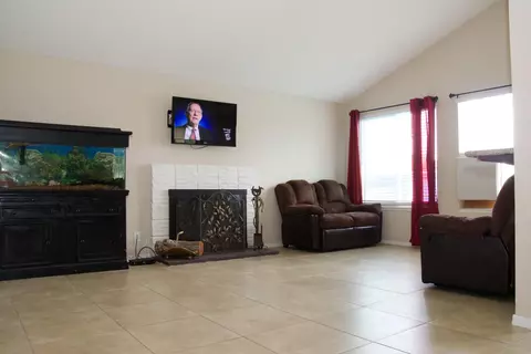 44150 Raysack Ave, Lancaster, CA 93535 photo 10