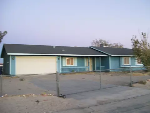 41042 158th St E, Lake Los Angeles, CA 93535 photo 1