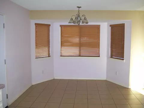 41042 158th St E, Lake Los Angeles, CA 93535 photo 3