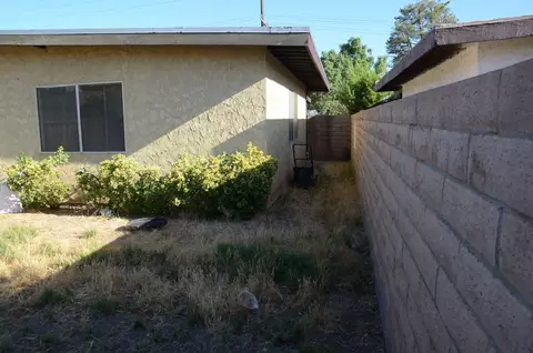 427 Lancaster Blvd E, Lancaster, CA 93535 photo 8