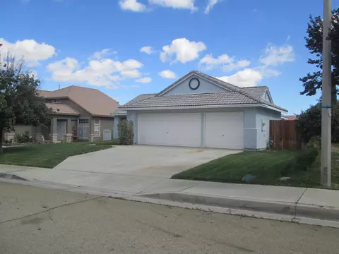 36710 30th St E, Palmdale, CA 93550 photo 2