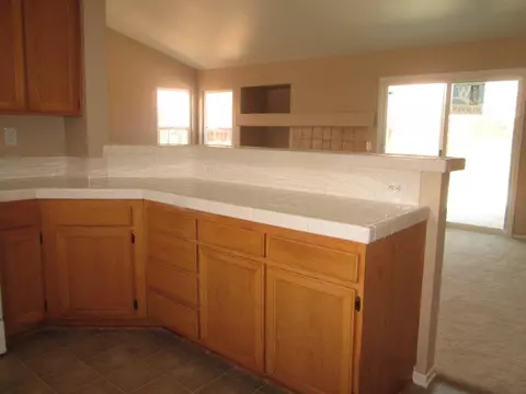 36710 30th St E, Palmdale, CA 93550 photo 12