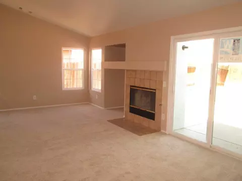 36710 30th St E, Palmdale, CA 93550 photo 8