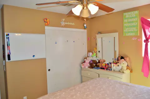 2331 Cypress St, Lancaster, CA 93535 photo 7
