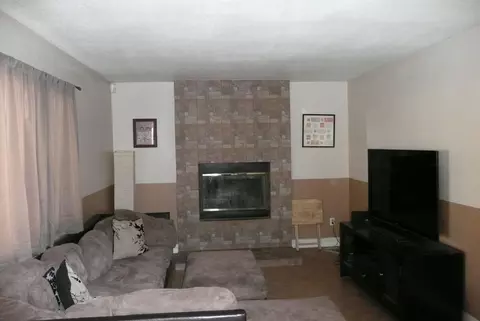 44940 11th St E, Lancaster, CA 93535 photo 10