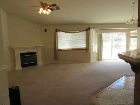 25800 Cumberland Ct, Tehachapi, CA 93561 photo 9