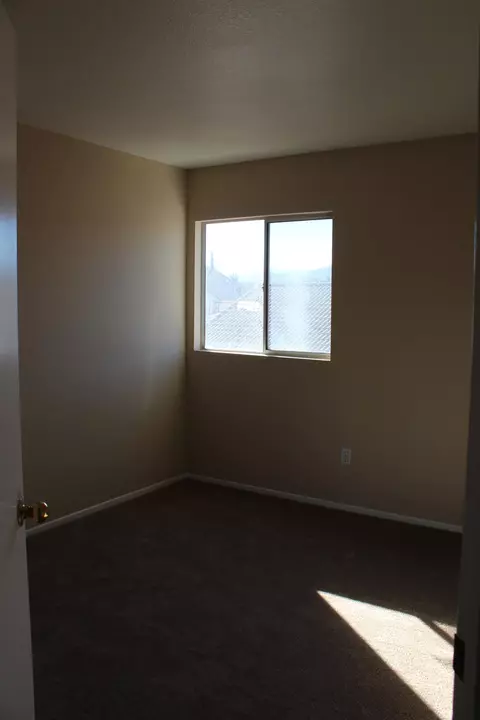 36362 Blacksmith Dr, Palmdale, CA 93550 photo 27