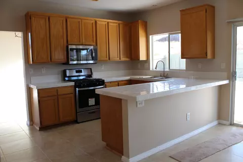 36362 Blacksmith Dr, Palmdale, CA 93550 photo 8