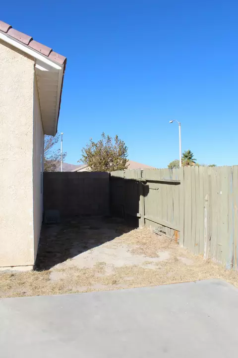 36362 Blacksmith Dr, Palmdale, CA 93550 photo 39