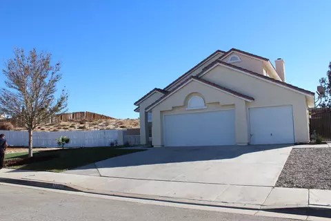 36362 Blacksmith Dr, Palmdale, CA 93550 photo 3