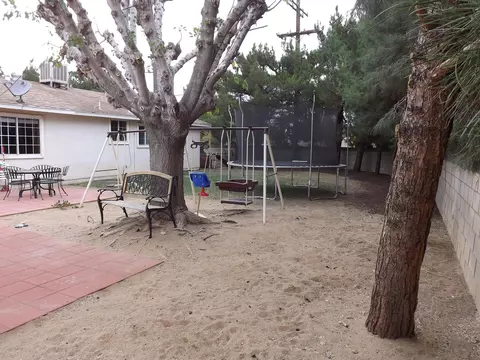 44358 Fenhold St, Lancaster, CA 93535 photo 14
