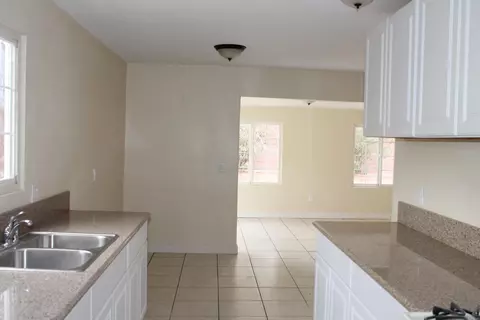 45523 6th St E, Lancaster, CA 93535 photo 9