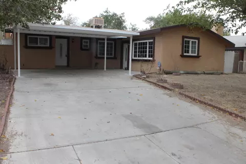 45523 6th St E, Lancaster, CA 93535 photo 2