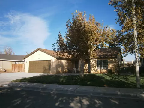 43746 Tranquility Ct, Lancaster, CA 93535 photo 2