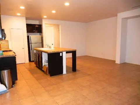 45538 2nd St E, Lancaster, CA 93535 photo 4