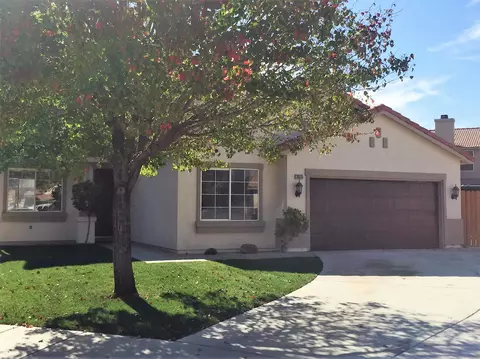 36535 Caleandra St, Palmdale, CA 93552 photo 3