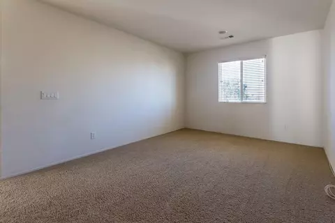 37231 45th St E, Palmdale, CA 93552 photo 9
