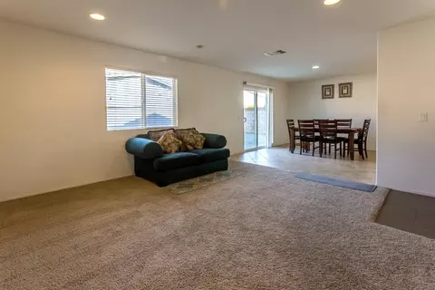 37231 45th St E, Palmdale, CA 93552 photo 5