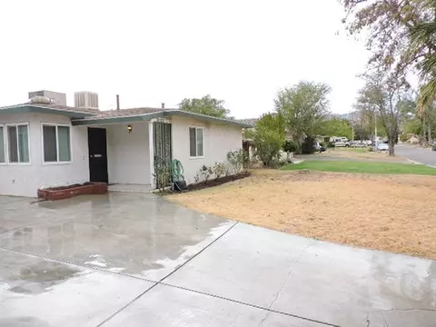 38928 Juniper Tree Rd, Palmdale, CA 93551 photo 2