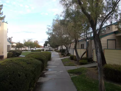 44544 15th St E UNIT 1, Lancaster, CA 93535 photo 34