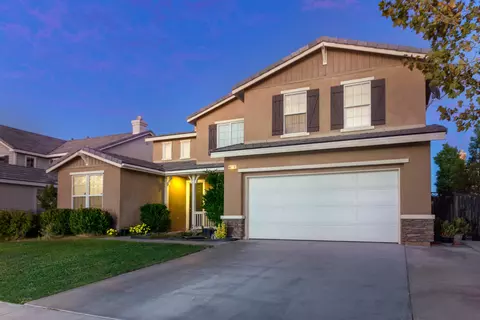44116 Catsue Pl, Lancaster, CA 93536 photo 2