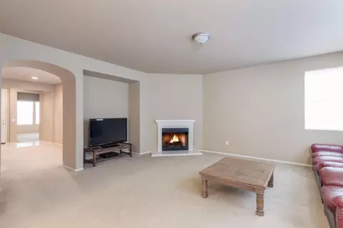 44116 Catsue Pl, Lancaster, CA 93536 photo 4