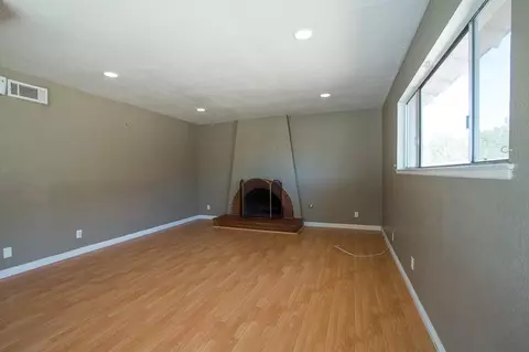37853 27th St E, Palmdale, CA 93550 photo 29