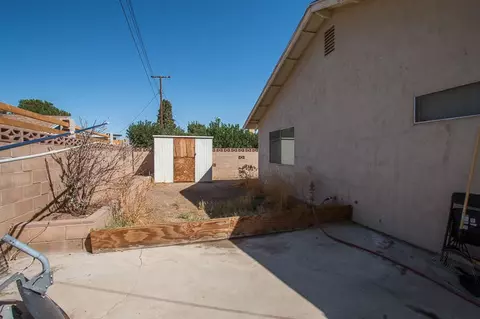 37853 27th St E, Palmdale, CA 93550 photo 33