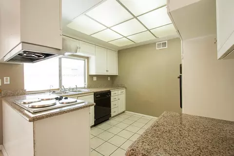 37853 27th St E, Palmdale, CA 93550 photo 23