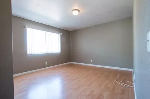 37853 27th St E, Palmdale, CA 93550 photo 8