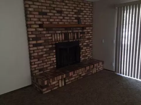 3208 Versailles Ct, Lancaster, CA 93536 photo 8
