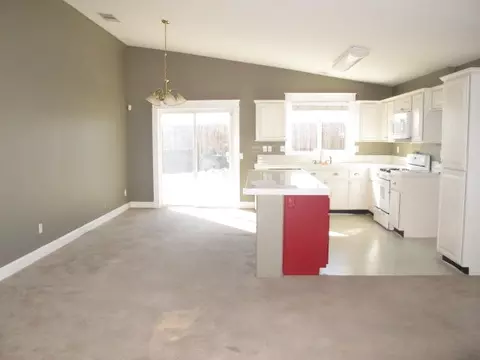 10517 Florence Ct, Adelanto, CA 92301 photo 10